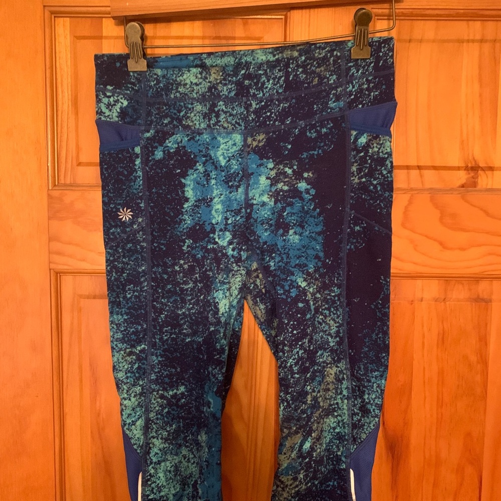Athleta Crop Leggings